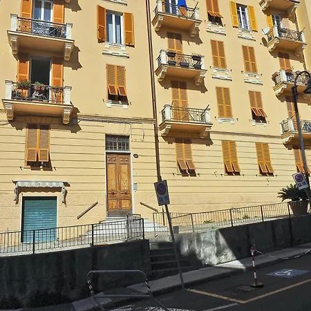 Casa Dei Marinai Daire Lerici